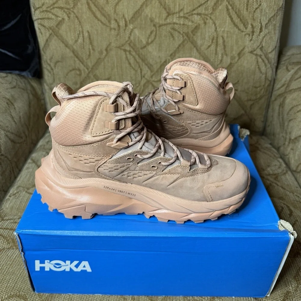 Hoka One‎ One Kaha 2 GTX Mid Women's Size 6.5 Trail Hiking Boots Cork Cappuccino